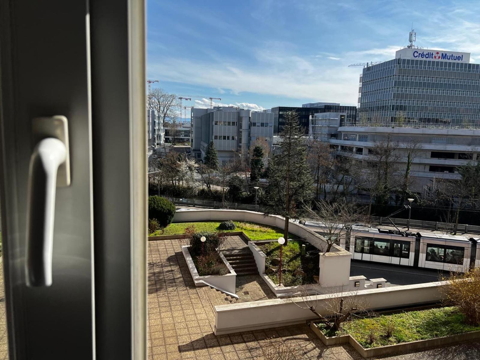 Parlementaire Europeen, Waken Schiltigheim Exterior foto
